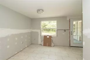 6234 Cyril Dr, Dade City, FL 33523 - Photo 11