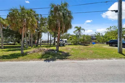 14220 Hendry Court, Hudson, FL 34667 - Photo 13