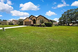 10155 Duffy Cir, Weeki Wachee, FL 34613 - Photo 5