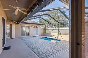 10155 Duffy Cir, Weeki Wachee, FL 34613 - Photo 7