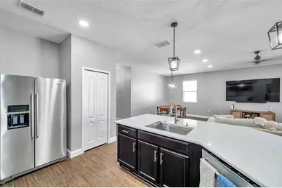 7523 Tangle Brook Boulevard, Gibsonton, FL 33534 - Photo 9