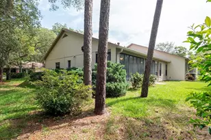 6620 Brambleleaf Dr, Spring Hill, FL 34606 - Photo 29