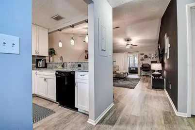 10670 43rd Street N #204, Clearwater, FL 33762 - Photo 3