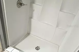 300 Midwood Dr, Plant City, FL 33566 - Photo 11