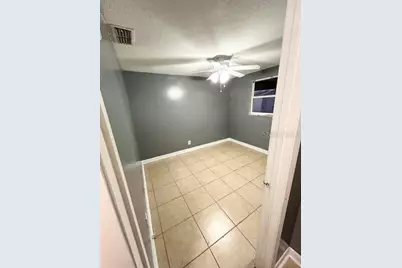 300 Midwood Drive, Plant City, FL 33566 - Photo 17