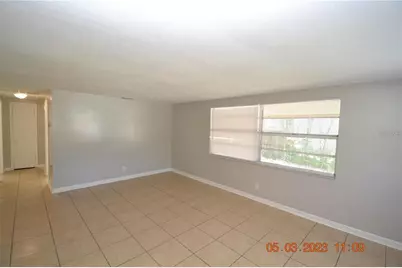 300 Midwood Drive, Plant City, FL 33566 - Photo 5