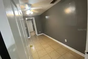 300 Midwood Dr, Plant City, FL 33566 - Photo 17