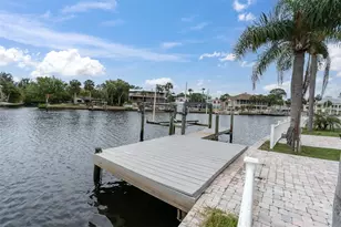 5440 Manatee Point Dr, New Port Richey, FL 34652 - Photo 33