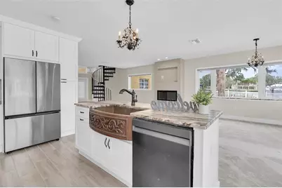 5440 Manatee Point Drive, New Port Richey, FL 34652 - Photo 11