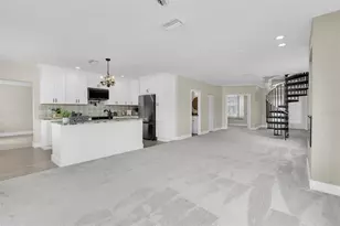 5440 Manatee Point Dr, New Port Richey, FL 34652 - Photo 9