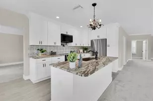 5440 Manatee Point Dr, New Port Richey, FL 34652 - Photo 13