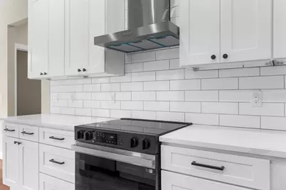 16123 Penn State Road, Weeki Wachee, FL 34614 - Photo 5