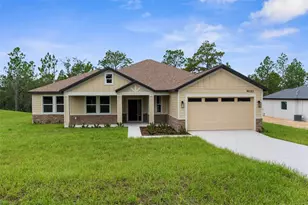 16123 Penn State Rd, Weeki Wachee, FL 34614 - Photo 1