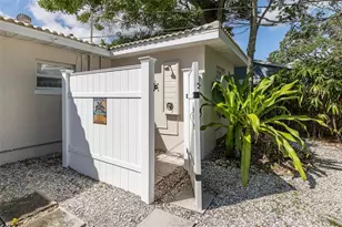 1830 Santa Barbara Dr, Dunedin, FL 34698 - Photo 47