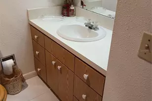 6050 Chesham Dr, New Port Richey, FL 34653 - Photo 13