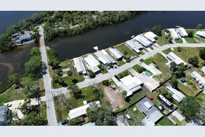 6828 Edgewater Drive, New Port Richey, FL 34652 - Photo 5