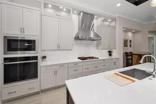 9704 Milano Dr, Trinity, FL 34655 - Photo 19