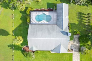 8522 Crane's Roost Dr, New Port Richey, FL 34654 - Photo 7