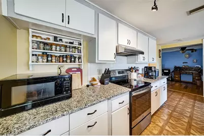 7118 Cherry Laurel Drive, Port Richey, FL 34668 - Photo 9