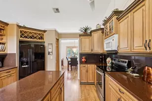 8401 Pavilion Dr, Hudson, FL 34667 - Photo 17