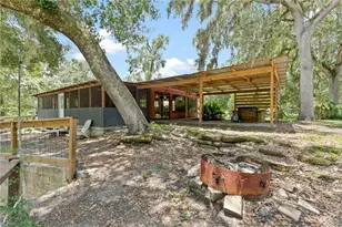 6410 Amelia Ln, Dade City, FL 33523 - Photo 7