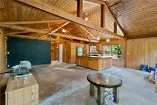 6410 Amelia Ln, Dade City, FL 33523 - Photo 11