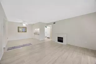 3134 Lake Pine Way, Tarpon Springs, FL 34688 - Photo 5