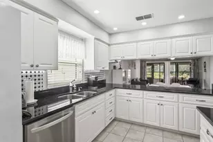 7715 Radcliffe Cir, Port Richey, FL 34668 - Photo 15