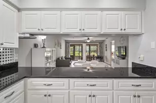 7715 Radcliffe Cir, Port Richey, FL 34668 - Photo 17