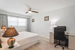 7715 Radcliffe Cir, Port Richey, FL 34668 - Photo 23