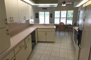 9168 Southern Comfort Ct, Weeki Wachee, FL 34613 - Photo 9