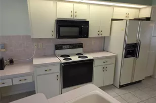 9168 Southern Comfort Ct, Weeki Wachee, FL 34613 - Photo 7