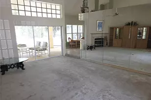 9168 Southern Comfort Ct, Weeki Wachee, FL 34613 - Photo 3