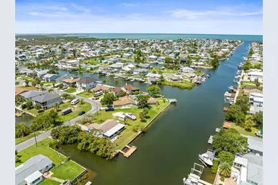 4331 Tahiti Drive, Hernando Beach, FL 34607 - Photo 45