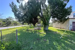 14984 Edgewater Cir, Hudson, FL 34667 - Photo 19