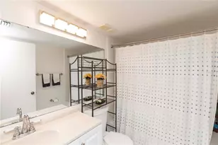 3153 Lake Pine Way, Tarpon Springs, FL 34688 - Photo 17