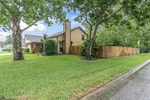 7230 Hummingbird Ln, New Port Richey, FL 34655 - Photo 3