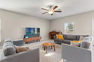 313 Argyll Dr, Spring Hill, FL 34609 - Photo 19