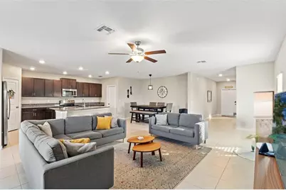 313 Argyll Drive, Spring Hill, FL 34609 - Photo 17