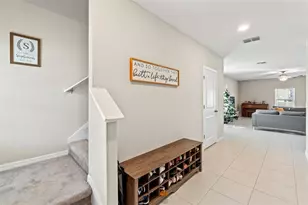 313 Argyll Dr, Spring Hill, FL 34609 - Photo 25