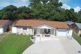 11810 Oceanside Dr, Port Richey, FL 34668 - Photo 1