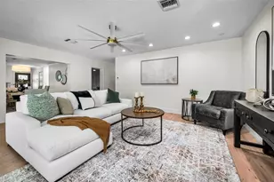 409 S Barbara Ln, Tampa, FL 33609 - Photo 39