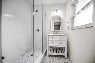 409 S Barbara Ln, Tampa, FL 33609 - Photo 17