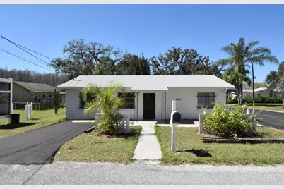 6927 Shady Acres Boulevard, New Port Richey, FL 34653 - Photo 1