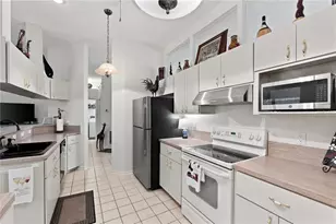 12041 Penzance Ln, New Port Richey, FL 34654 - Photo 15