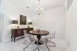 1120 Bluffs Cir, Dunedin, FL 34698 - Photo 9