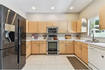 1120 Bluffs Circle, Dunedin, FL 34698 - Photo 21