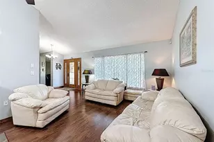 2124 Little Peach Ct, Spring Hill, FL 34608 - Photo 9