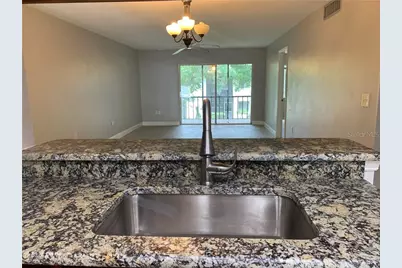 208 Palmetto Ct #208, Oldsmar, FL 34677 - Photo 9