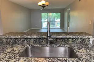 208 Palmetto Ct, Oldsmar, FL 34677 - Photo 9